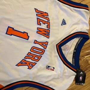 adidas Knicks jersey size L